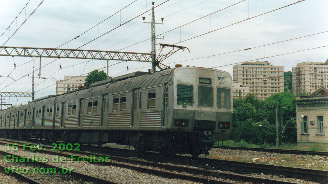 Trem série 700 Supervia no Engenho Novo