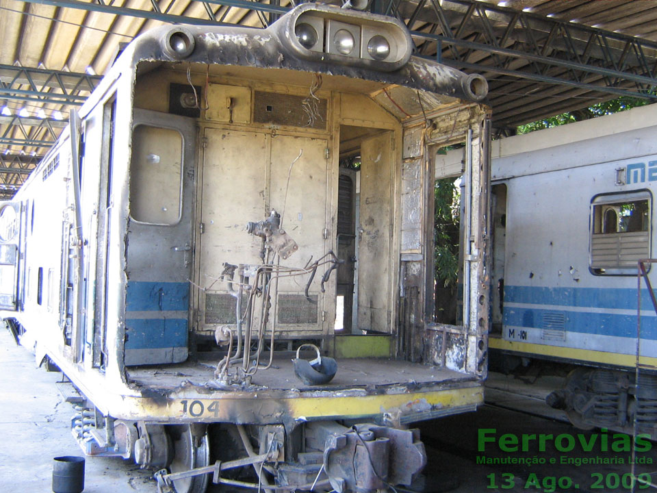 Substituição do painel frontal do Trem Húngaro