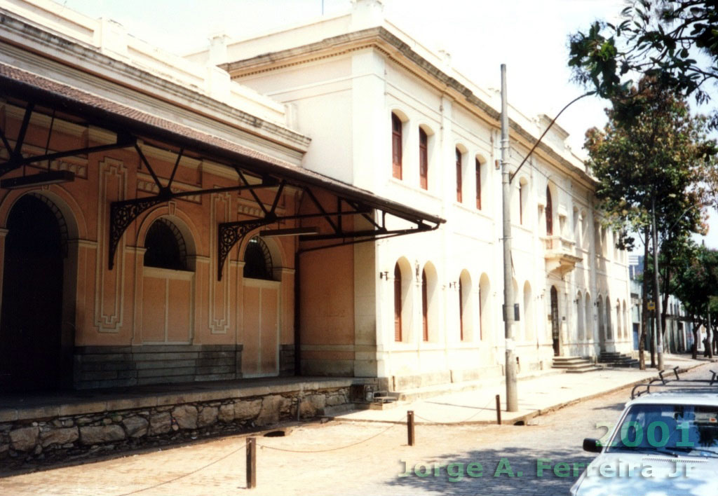 Armazém de carga e sobrado anexos à estação ferroviária de Belo Horizonte