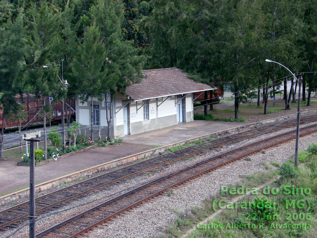 Estação ferroviária de Pedra do Sino, vista do alto