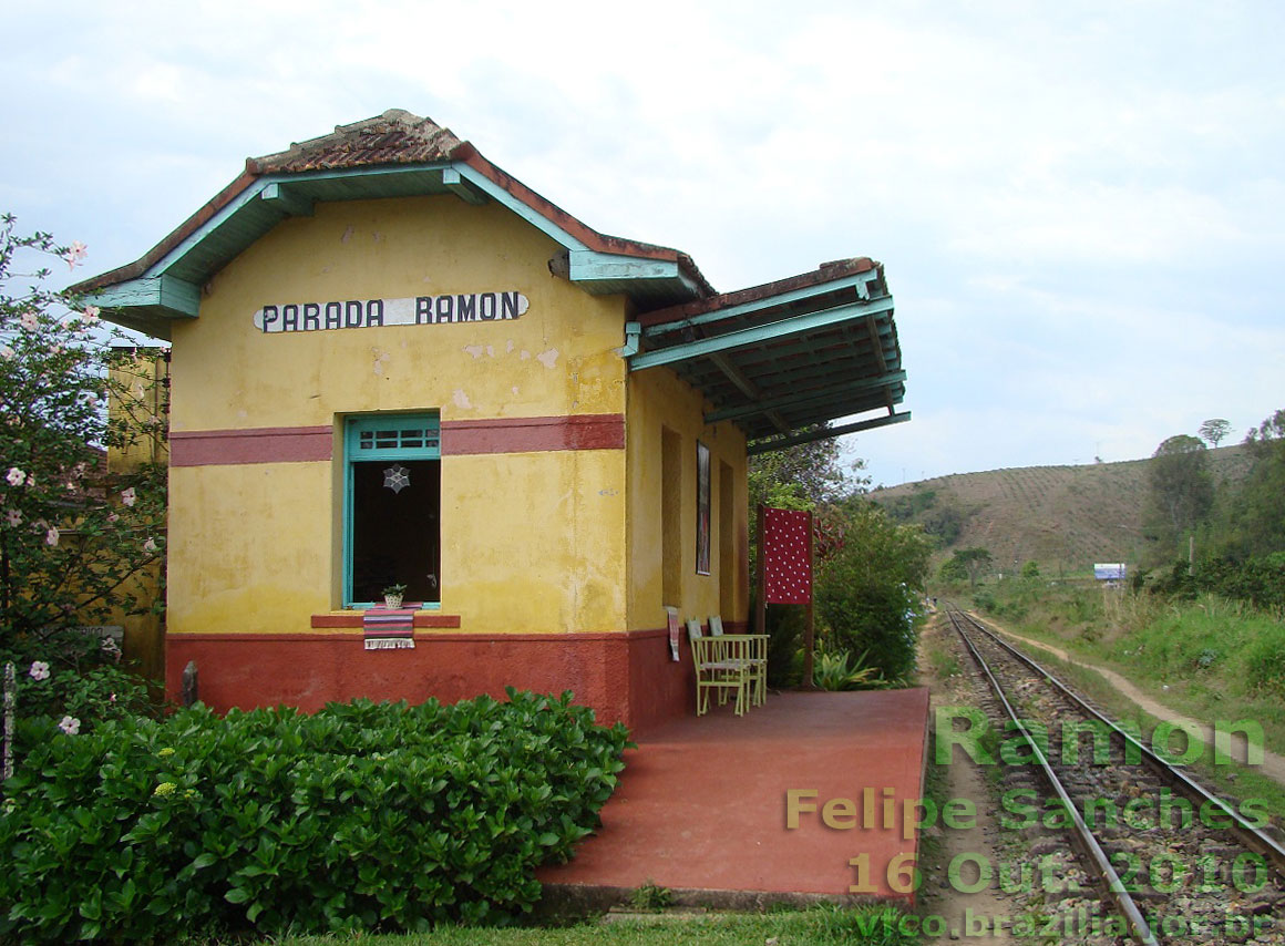 Estação ferroviária parada Ramon em 2010