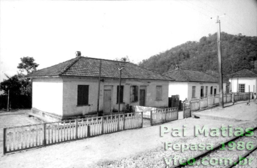 Casas da estação ferroviária Pai Matias, em 1986