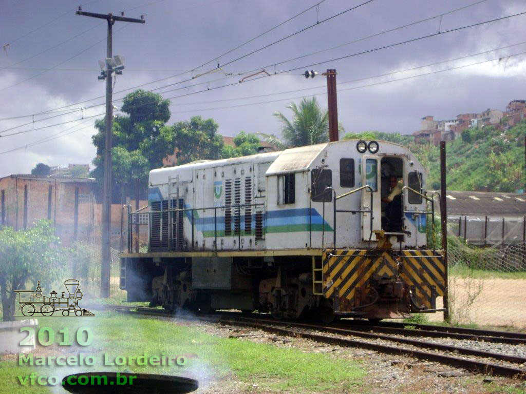 Locomotiva U8B nº 2190 ainda na pintura da CBTU