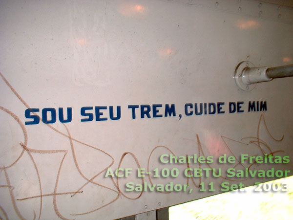 Pedido acima das janelas: cuide do trem