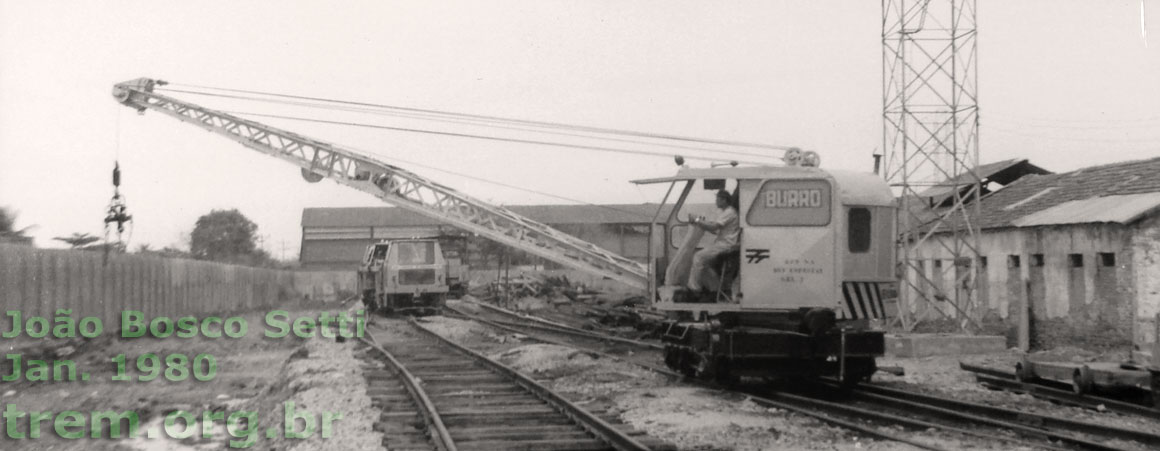 Guindaste ferroviário "Burro" da bitola larga da RFFSA