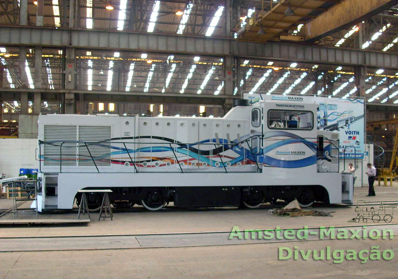 Vista lateral da locomotiva DH-10 da CFN - Companhia Ferroviária do Nordeste