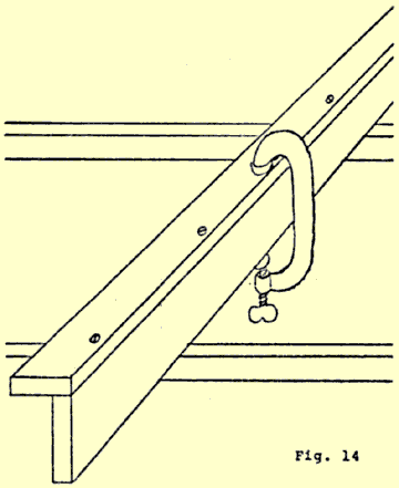 Fixação de flange para reforço  de longarinas em uma grande maquete de ferreomodelismo