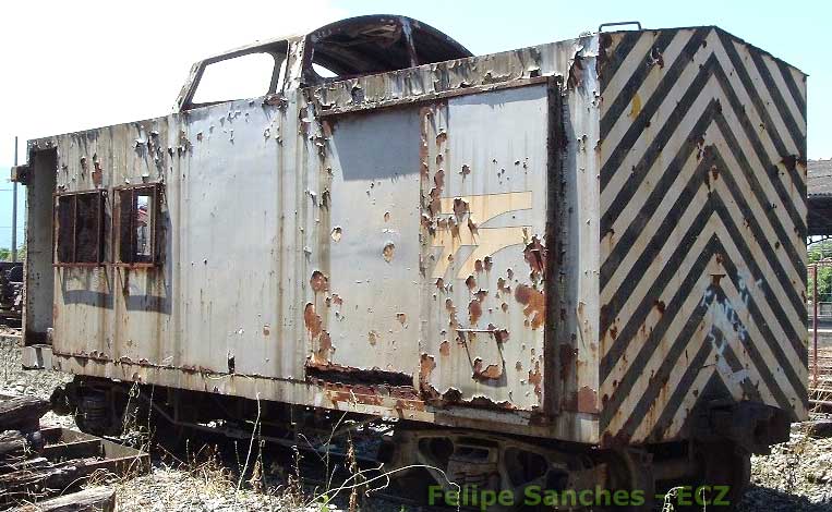 Vagão caboose da antiga Estrada de Ferro Leopoldina