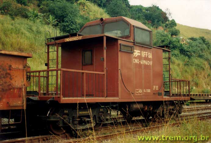 Vagão caboose CNQ da RFFSA - Rede Ferroviária Federal